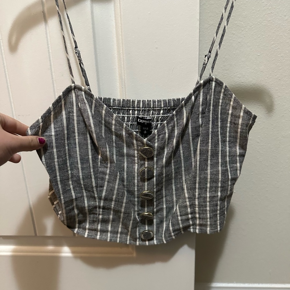 Brand new gray top from express